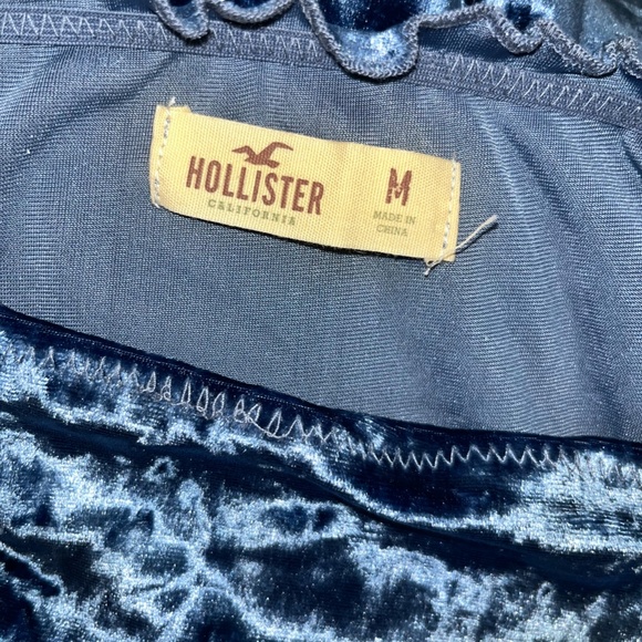 Hollister Off the Shoulder Light Blue Velvet Mini Dress/Medium - Picture 4 of 5